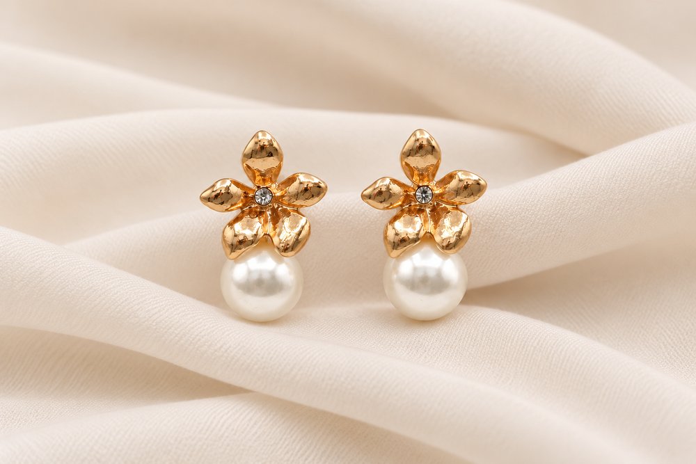 Elegant Gold Flower Pearl Earrings ✨