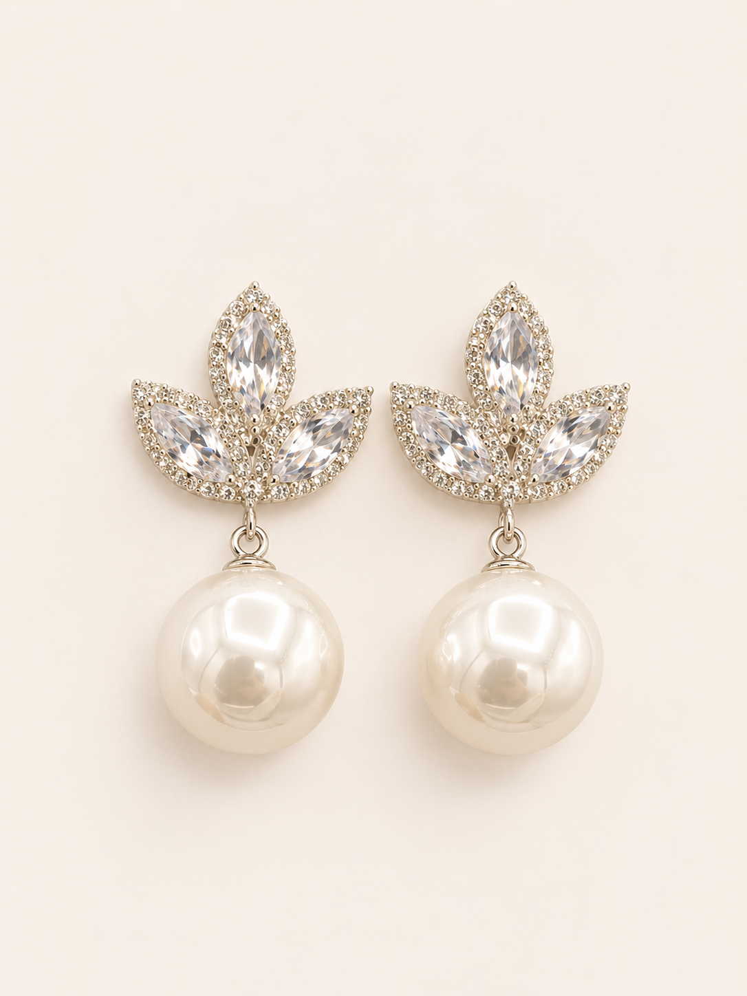 Elegant Crystal Leaf Pearl Drop Earrings ✨ Nuvira