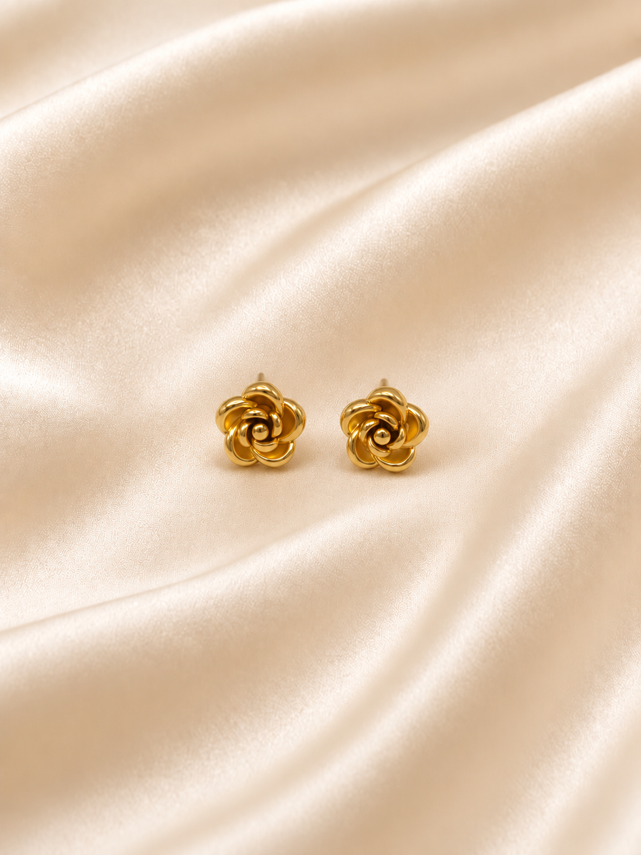 Golden Rose Stud Earrings ✨ Nuvira